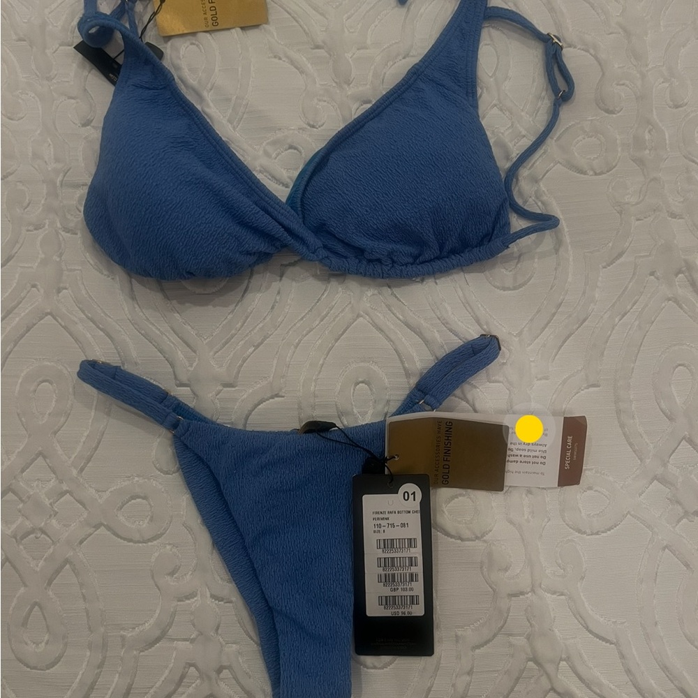 NWT - Vix Bikini Set D Top & Small cheeky bottoms